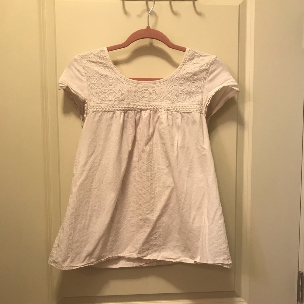 Cite pink shirt